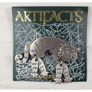 Vintage Signed JJ Jonetten Cat with Dangling Feet Pewter Animal Brooch Pin